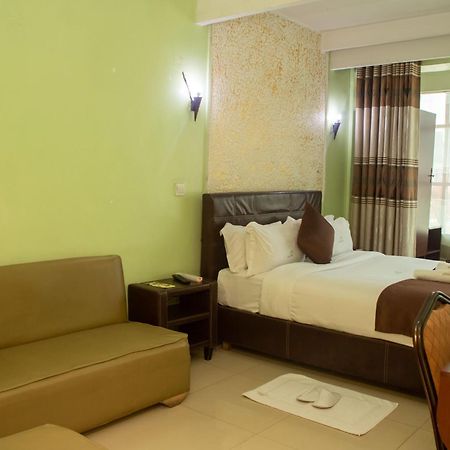Legacy Hotel And Conference Centre Ltd นาคูรู ภายนอก รูปภาพ